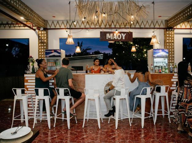 On Board Lifestyle Panglao Resort Экстерьер фото